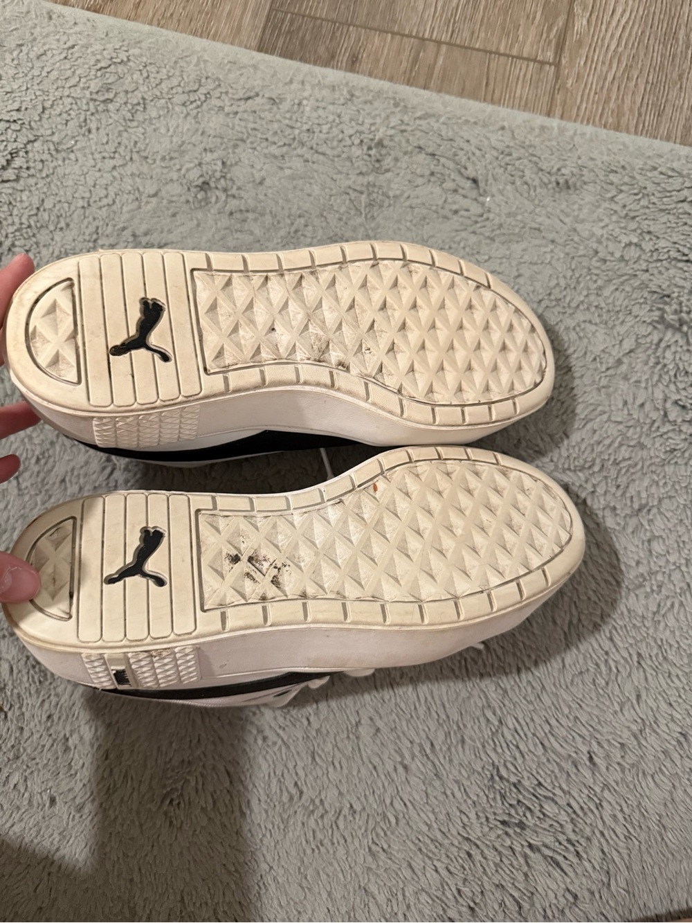 Puma Smash Platform Sneakers - Picture 7 of 9